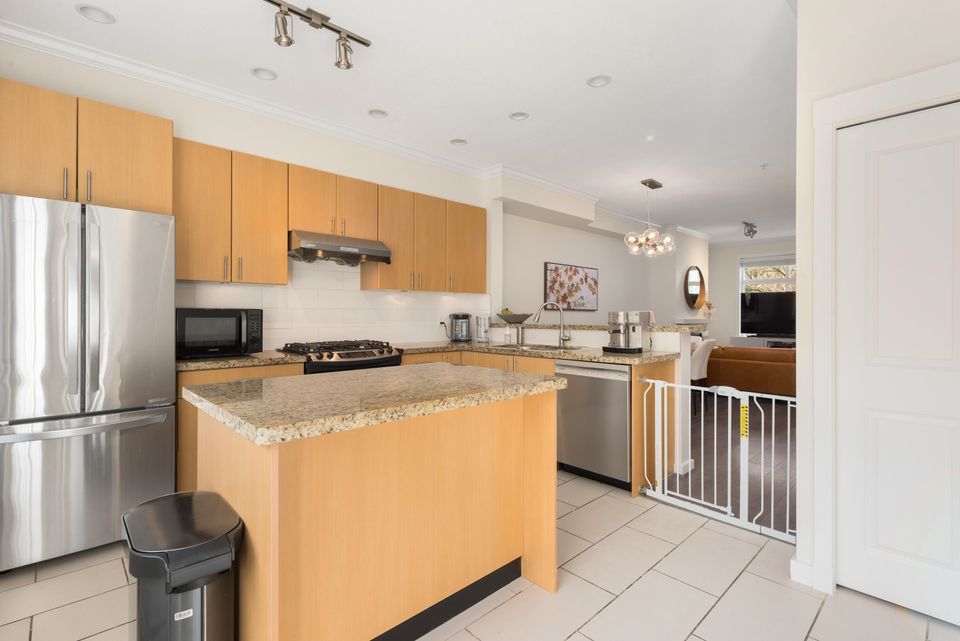 319 W 59th Avenue3