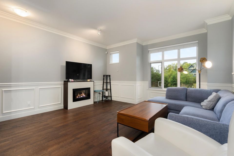 401 - 8485 New Haven Close4