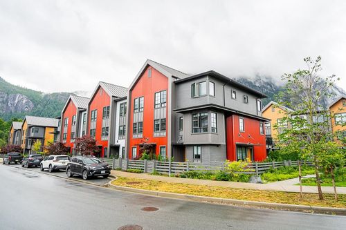 1351-marinaside-place-valleycliffe-squamish-04 at 1351 Marinaside Place, Valleycliffe, Squamish 1351-marinaside-place-valleycliffe-squamish-04 at 1351 Marinaside Place, Valleycliffe, Squamish