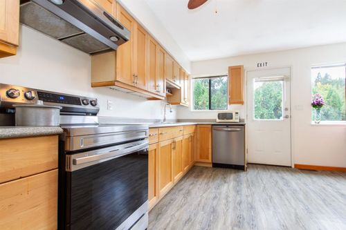 40165-kintyre-drive-garibaldi-highlands-squamish-07 at 40165 Kintyre Drive, Garibaldi Highlands, Squamish