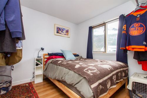 38927-queens-way-business-park-squamish-11 at 7 - 38927 Queens Way, Business Park, Squamish
