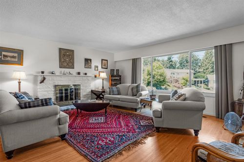 328-nootka-street-the-heights-nw-new-westminster-02 at 328 Nootka Street, The Heights NW, New Westminster 328-nootka-street-the-heights-nw-new-westminster-02 at 328 Nootka Street, The Heights NW, New Westminster