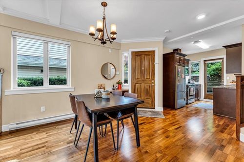215-e-4th-street-lower-lonsdale-north-vancouver-17 at 1 - 215 E 4th Street, Lower Lonsdale, North Vancouver
