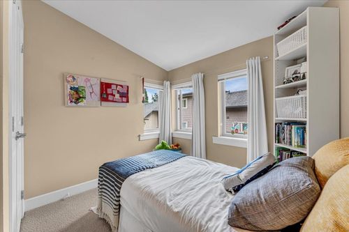 215-e-4th-street-lower-lonsdale-north-vancouver-30 at 1 - 215 E 4th Street, Lower Lonsdale, North Vancouver