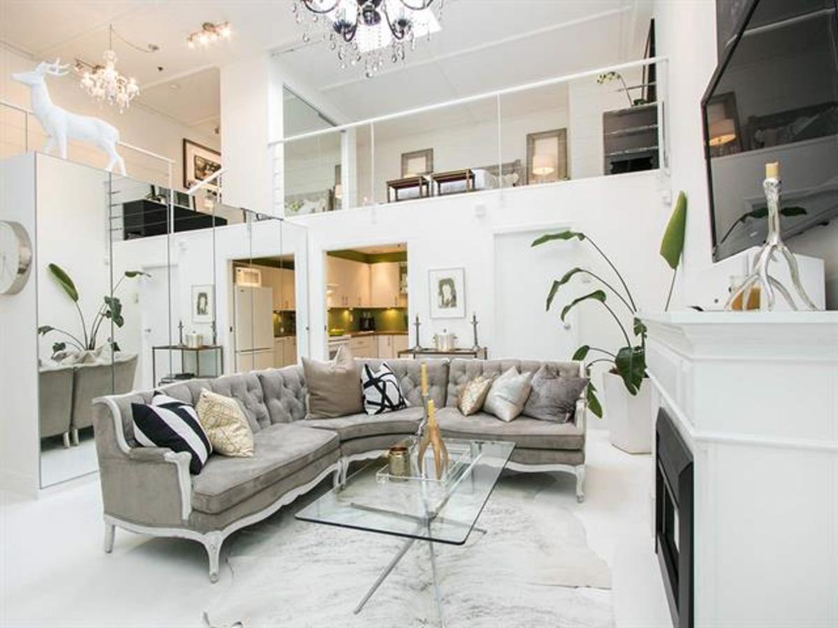 image of 1233 7th Avenue, Mount Pleasant VE, Vancouver East image of 1233 7th Avenue, Mount Pleasant VE, Vancouver East