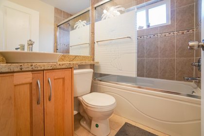 14.jpg of 2367 Pandora, Hastings, Vancouver East