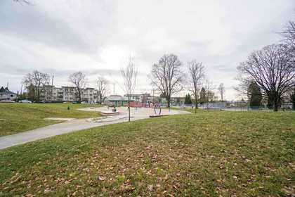 19.jpg of 2367 Pandora, Hastings, Vancouver East