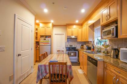 7.jpg of 2367 Pandora, Hastings, Vancouver East