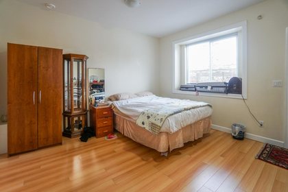 9.jpg of 2367 Pandora, Hastings, Vancouver East