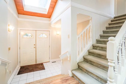 2.jpg of 2564 Fuchsia, Summitt View, Coquitlam