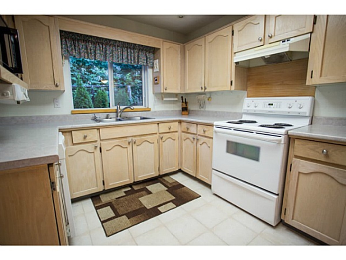 image-261815752-4.jpg of 1281  Place, Canyon Springs, Coquitlam