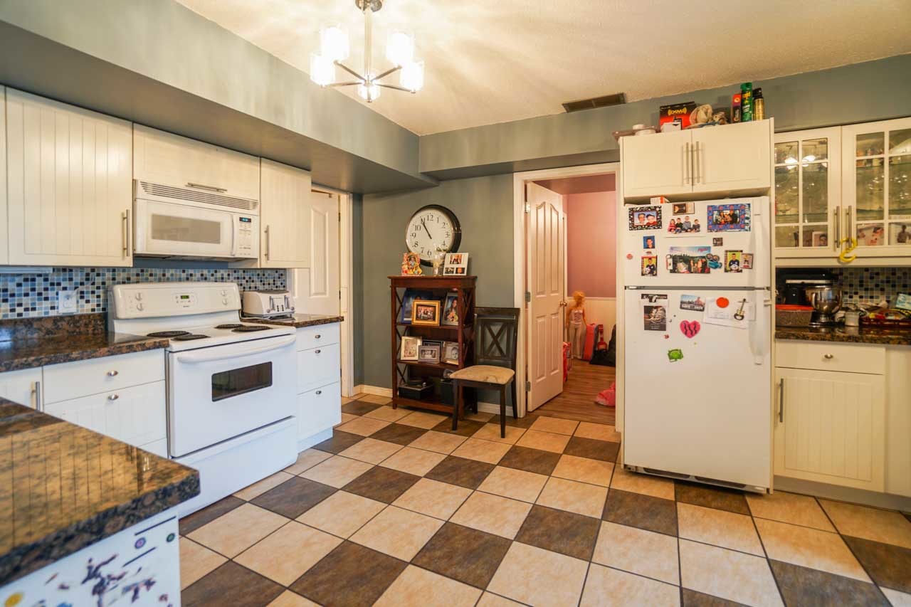 DSC02145 of 2566 Fuchsia, Summitt View, Coquitlam