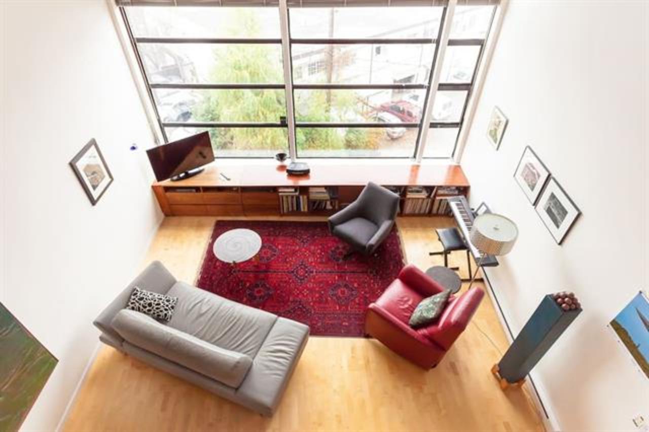 262190118-10 of 301 - 1850 Lorne Street, Mount Pleasant VE, Vancouver East