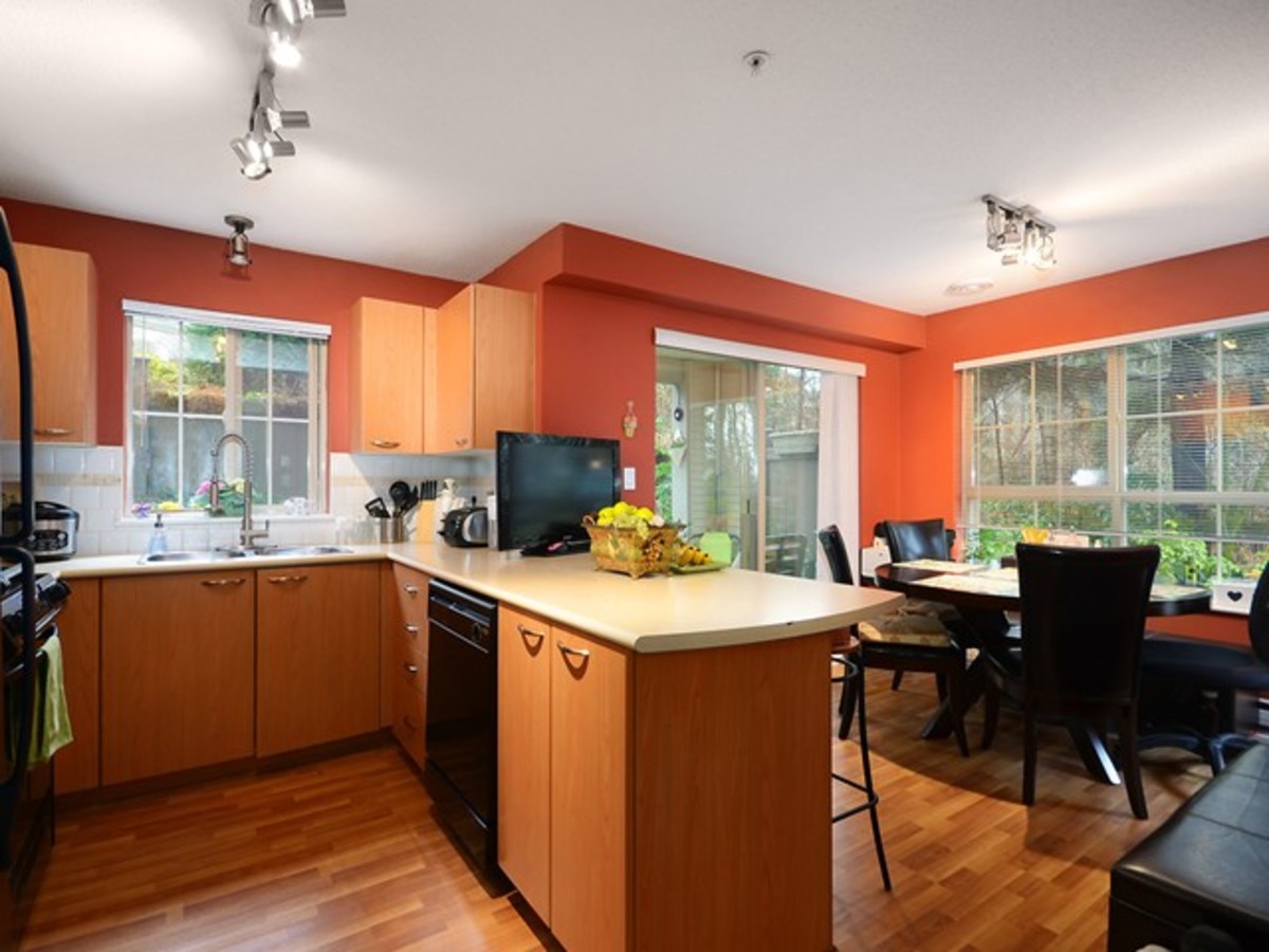 image of #202 - 2966 Silver Springs Blvd., Westwood Plateau, Coquitlam image of #202 - 2966 Silver Springs Blvd., Westwood Plateau, Coquitlam