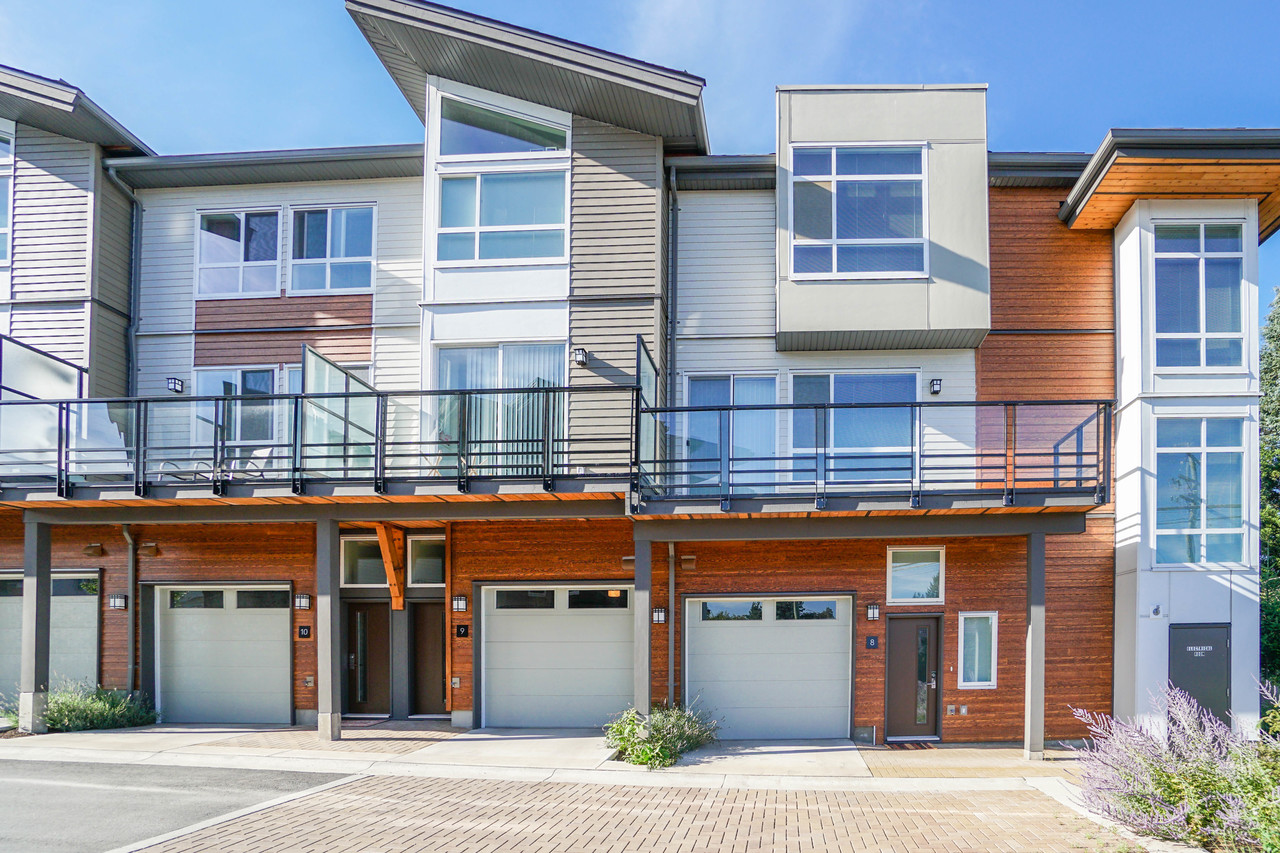 image of 8 - 909 Clarke Road, College Park PM, Port Moody image of 8 - 909 Clarke Road, College Park PM, Port Moody