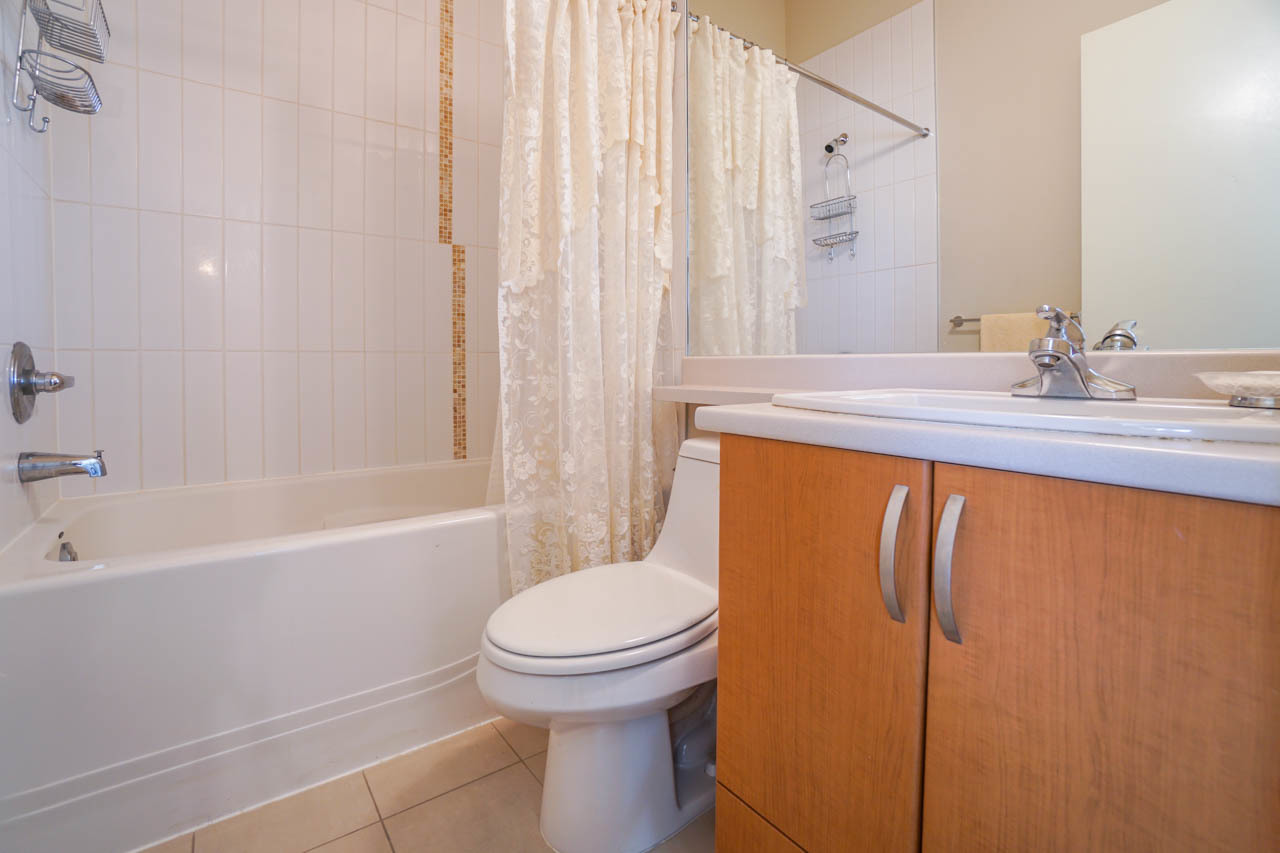 dsc02860 of 409 - 13789 107a Avenue, Whalley, North Surrey dsc02860 of 409 - 13789 107a Avenue, Whalley, North Surrey