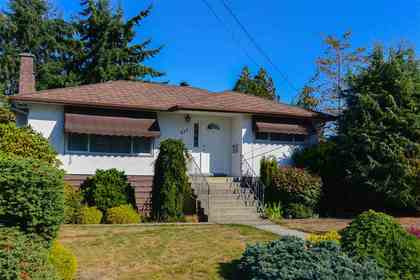 927-smith-avenue-coquitlam-west-coquitlam-01 of 927 Smith Avenue, Coquitlam West, Coquitlam