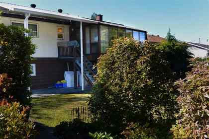 927-smith-avenue-coquitlam-west-coquitlam-05 of 927 Smith Avenue, Coquitlam West, Coquitlam 927-smith-avenue-coquitlam-west-coquitlam-05 of 927 Smith Avenue, Coquitlam West, Coquitlam