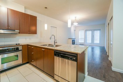 15322-101-avenue-guildford-north-surrey-05 of 103 - 15322 101 Avenue, Guildford, North Surrey