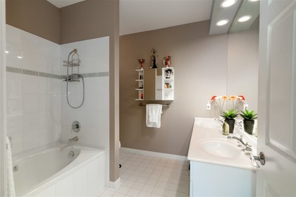 3098-guildford-way-north-coquitlam-coquitlam-13 of 434 - 3098 Guildford Way, North Coquitlam, Coquitlam 3098-guildford-way-north-coquitlam-coquitlam-13 of 434 - 3098 Guildford Way, North Coquitlam, Coquitlam