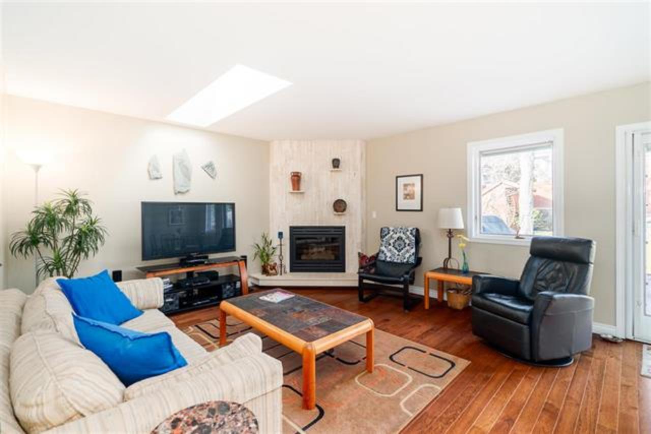 262361725-7 of 5389 Mckee Street, South Slope, Burnaby South 262361725-7 of 5389 Mckee Street, South Slope, Burnaby South