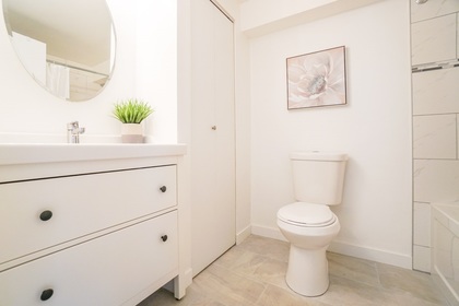 2682-w-8th-avenue-kitsilano-vancouver-west-14 of 1 - 2682 W 8th Avenue, Kitsilano, Vancouver West