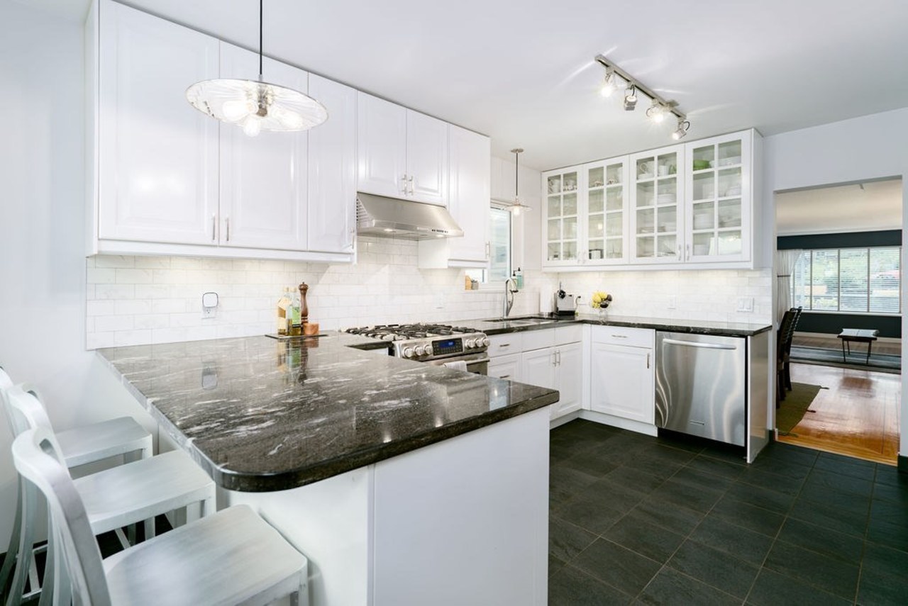 86-n-ellesmere-avenue-capitol-hill-bn-burnaby-north-06 of 86 N Ellesmere Avenue, Capitol Hill BN, Burnaby North 86-n-ellesmere-avenue-capitol-hill-bn-burnaby-north-06 of 86 N Ellesmere Avenue, Capitol Hill BN, Burnaby North