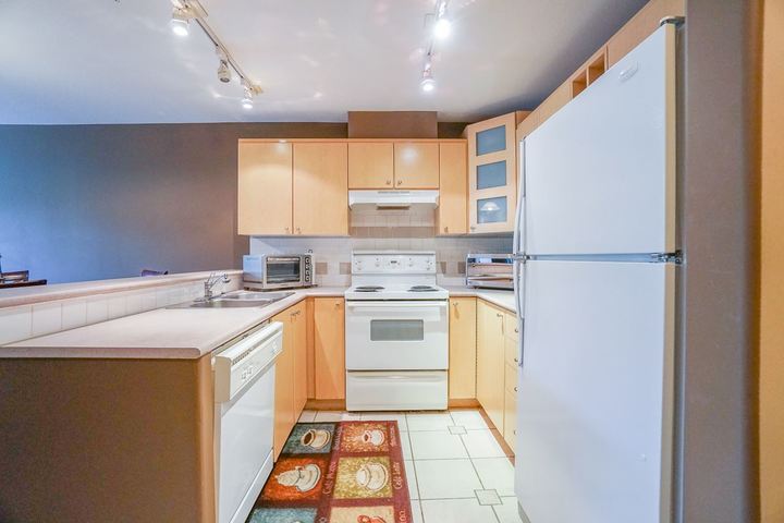 3122-st-johns-street-port-moody-centre-port-moody-03 of 328 - 3122 St Johns Street, Port Moody Centre, Port Moody