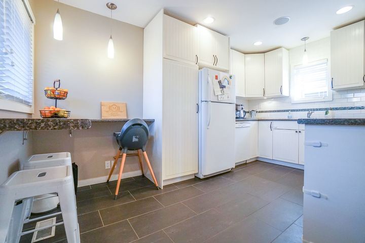 1706-glendale-avenue-central-coquitlam-coquitlam-07 of 1706 Glendale Avenue, Central Coquitlam, Coquitlam