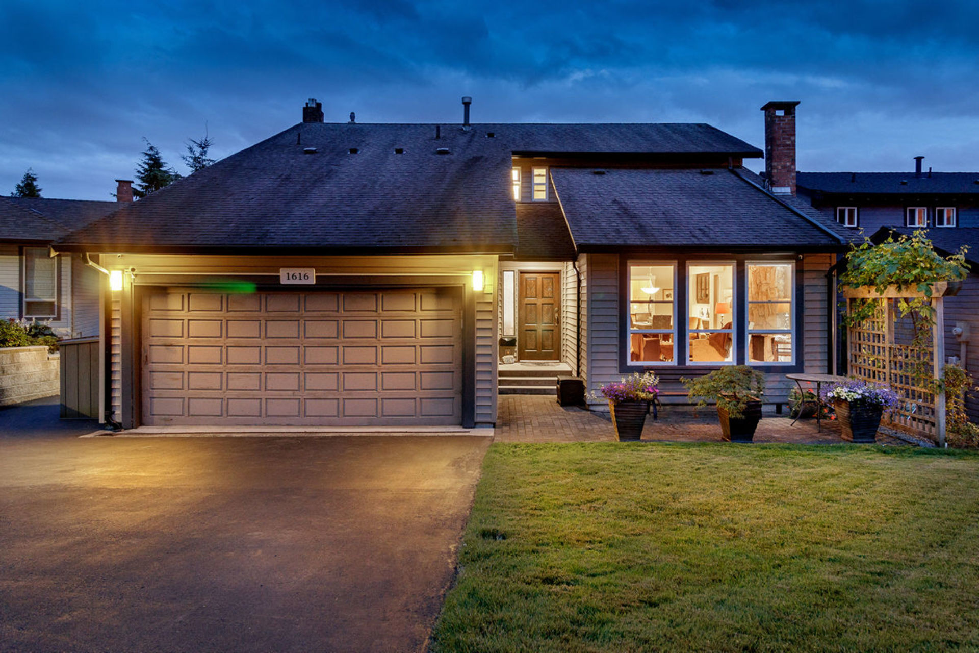 image of 1616 Hemlock Place, Mountain Meadows, Port Moody image of 1616 Hemlock Place, Mountain Meadows, Port Moody