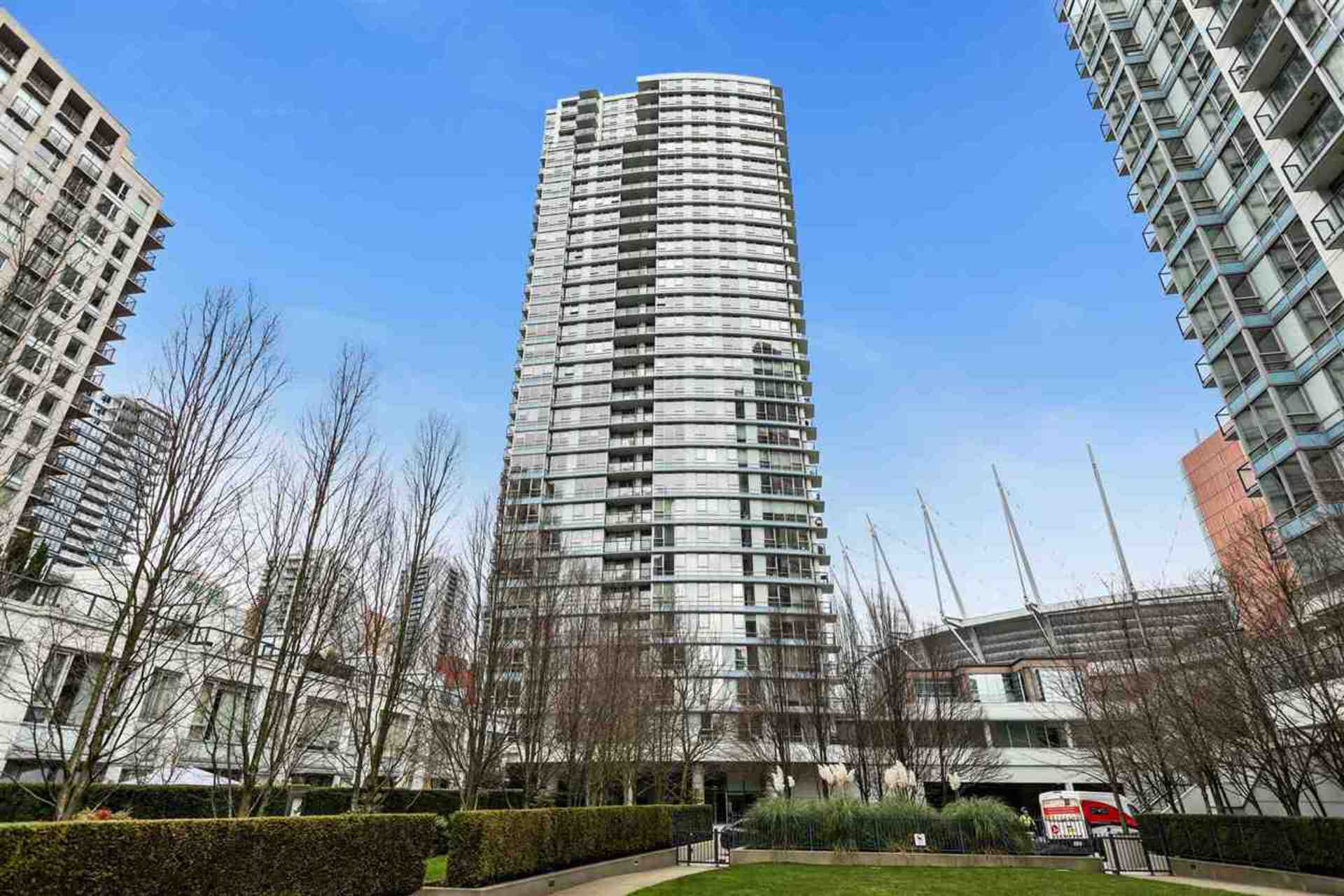 image of 809 - 928 Beatty Street, Yaletown, Vancouver West image of 809 - 928 Beatty Street, Yaletown, Vancouver West