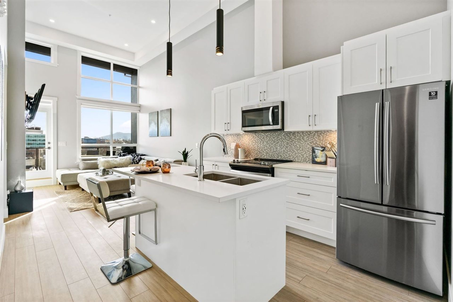 image of 603 - 22335 Mcintosh Avenue, East Central, Maple Ridge image of 603 - 22335 Mcintosh Avenue, East Central, Maple Ridge