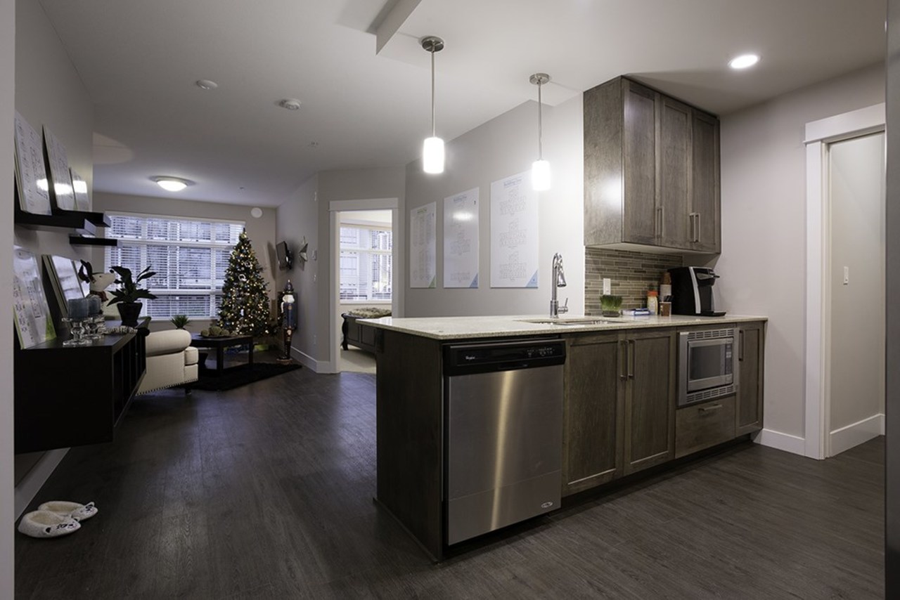 image-262045391-6.jpg of 516 - 2495  Avenue, Central Pt Coquitlam, Port Coquitlam