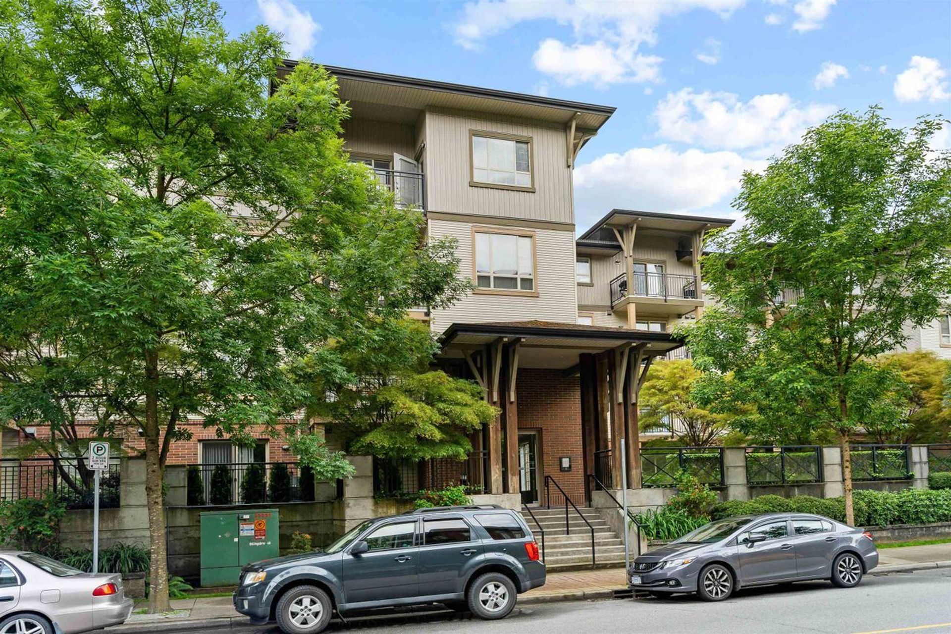 image of 208 - 2346 Mcallister Avenue, Central Pt Coquitlam, Port Coquitlam image of 208 - 2346 Mcallister Avenue, Central Pt Coquitlam, Port Coquitlam