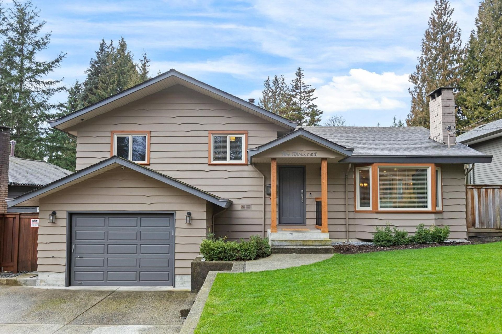 image of 1000 Gilroy Crescent, Coquitlam West, Coquitlam image of 1000 Gilroy Crescent, Coquitlam West, Coquitlam