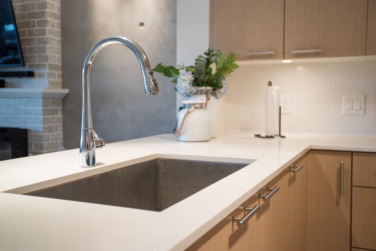 Oversized Sink of 109 - 2739 Spring St., Port Moody Centre, Port Moody