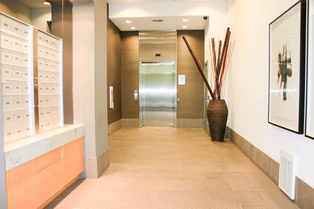 Lobby of 401 - 1808 W  Avenue, Kitsilano, Vancouver West