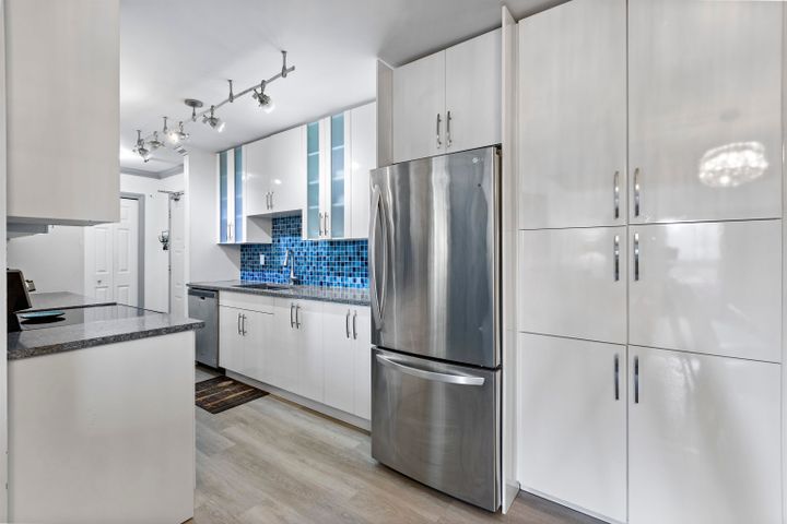 1195-pipeline-road-new-horizons-coquitlam-06 of 320 - 1195 Pipeline Road, New Horizons, Coquitlam