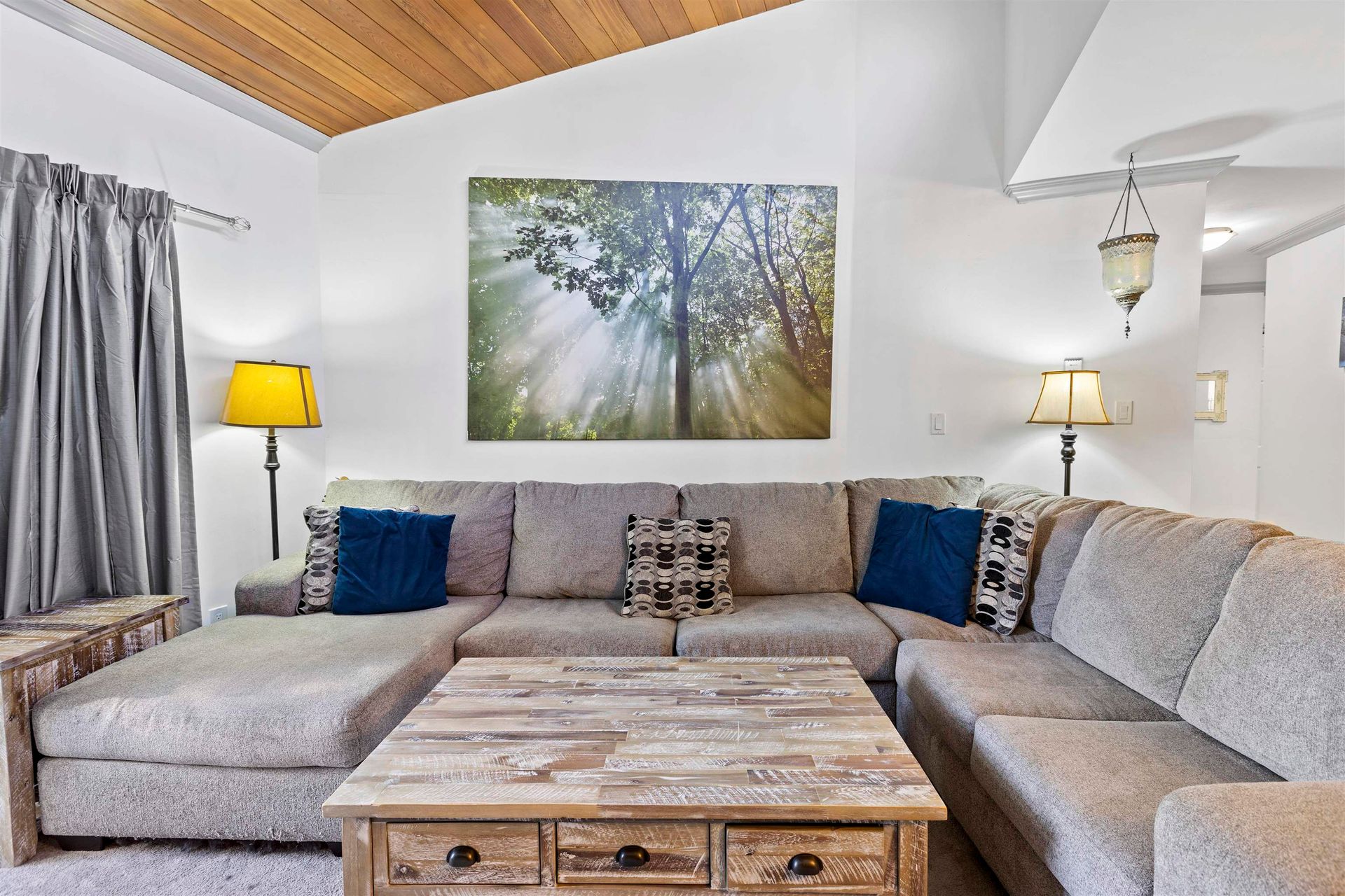 1195-pipeline-road-new-horizons-coquitlam-03 of 320 - 1195 Pipeline Road, New Horizons, Coquitlam