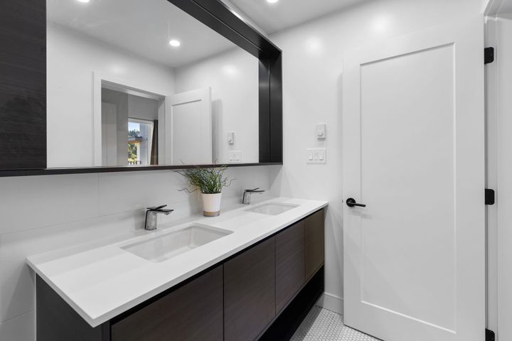 55-klahanie-drive-port-moody-centre-port-moody-22 of 631 - 55 Klahanie Drive, Port Moody Centre, Port Moody