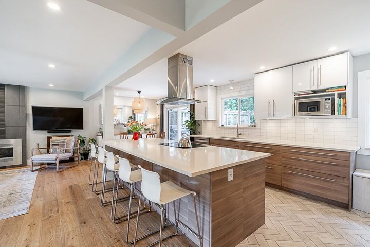 545-garrow-drive-glenayre-port-moody-03 of 545 Garrow Drive, Glenayre, Port Moody