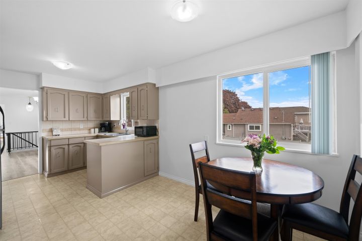 687-rosser-avenue-willingdon-heights-burnaby-north-08 of 687 Rosser Avenue, Willingdon Heights, Burnaby North