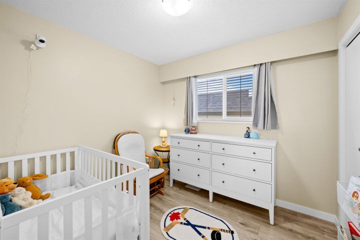 687-rosser-avenue-willingdon-heights-burnaby-north-16 of 687 Rosser Avenue, Willingdon Heights, Burnaby North