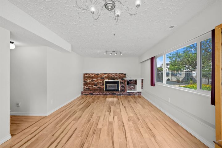 687-rosser-avenue-willingdon-heights-burnaby-north-29 of 687 Rosser Avenue, Willingdon Heights, Burnaby North