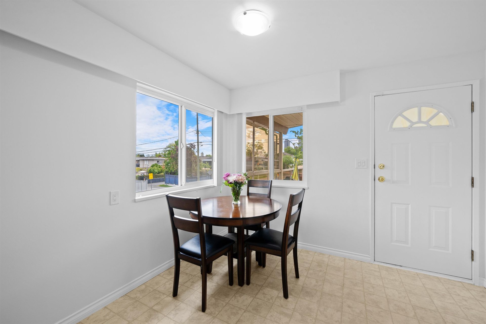 687-rosser-avenue-willingdon-heights-burnaby-north-09 of 687 Rosser Avenue, Willingdon Heights, Burnaby North