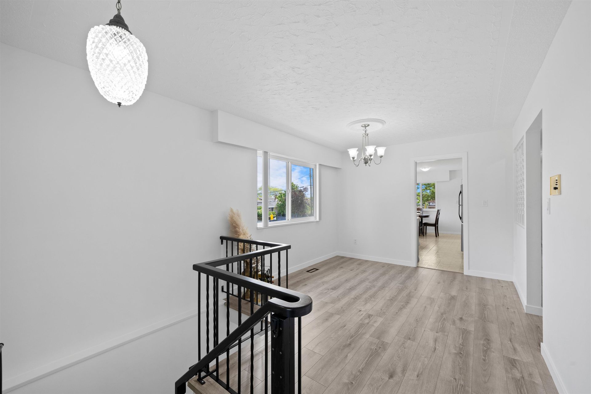 687-rosser-avenue-willingdon-heights-burnaby-north-14 of 687 Rosser Avenue, Willingdon Heights, Burnaby North