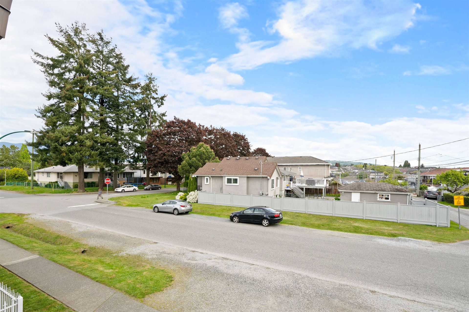 687-rosser-avenue-willingdon-heights-burnaby-north-35 of 687 Rosser Avenue, Willingdon Heights, Burnaby North