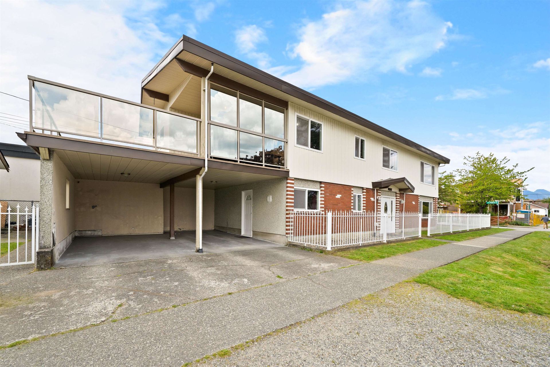 687-rosser-avenue-willingdon-heights-burnaby-north-39 of 687 Rosser Avenue, Willingdon Heights, Burnaby North