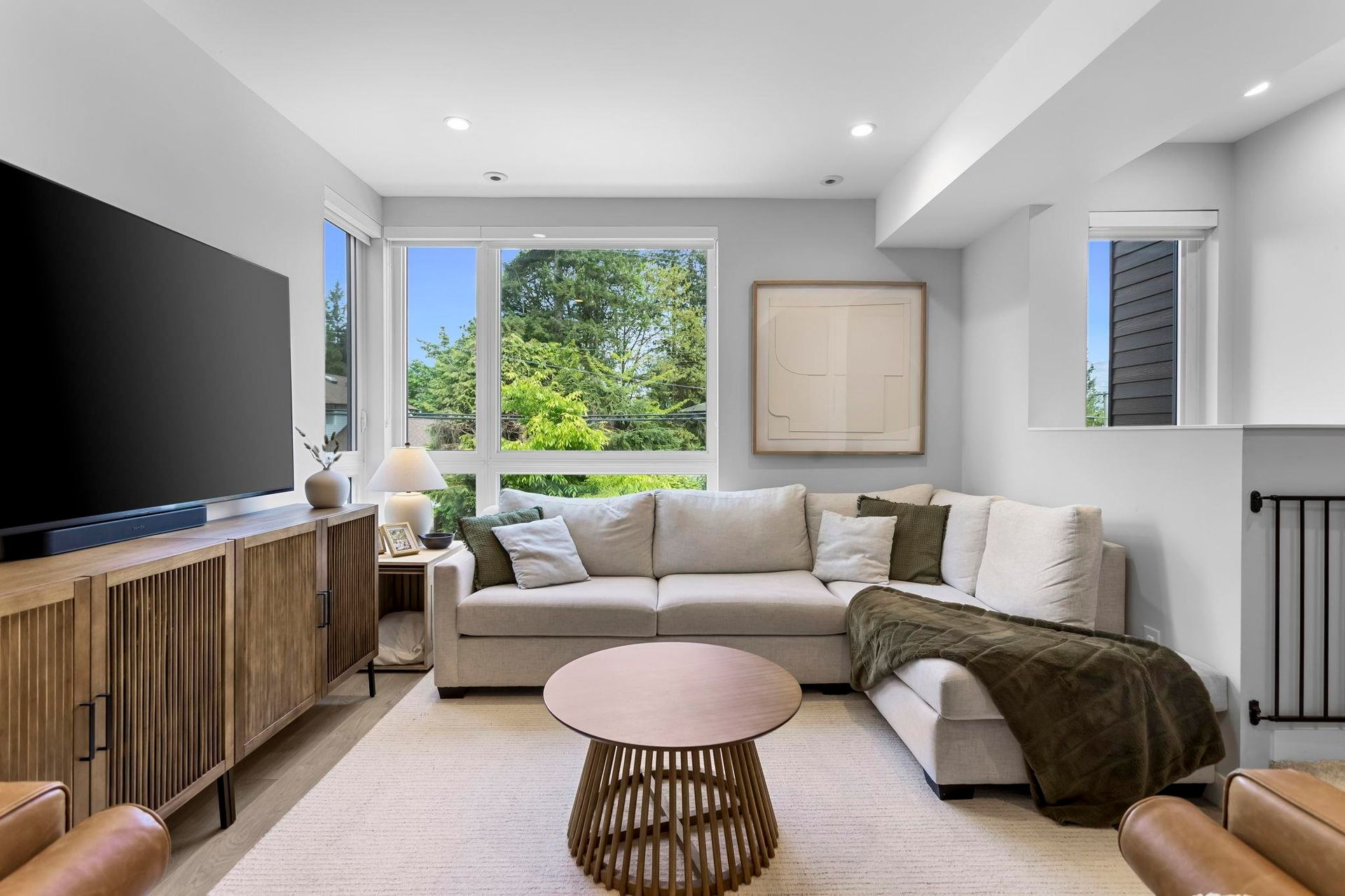 50-seaview-drive-college-park-pm-port-moody-15 of 1 - 50 Seaview Drive, College Park PM, Port Moody 50-seaview-drive-college-park-pm-port-moody-15 of 1 - 50 Seaview Drive, College Park PM, Port Moody