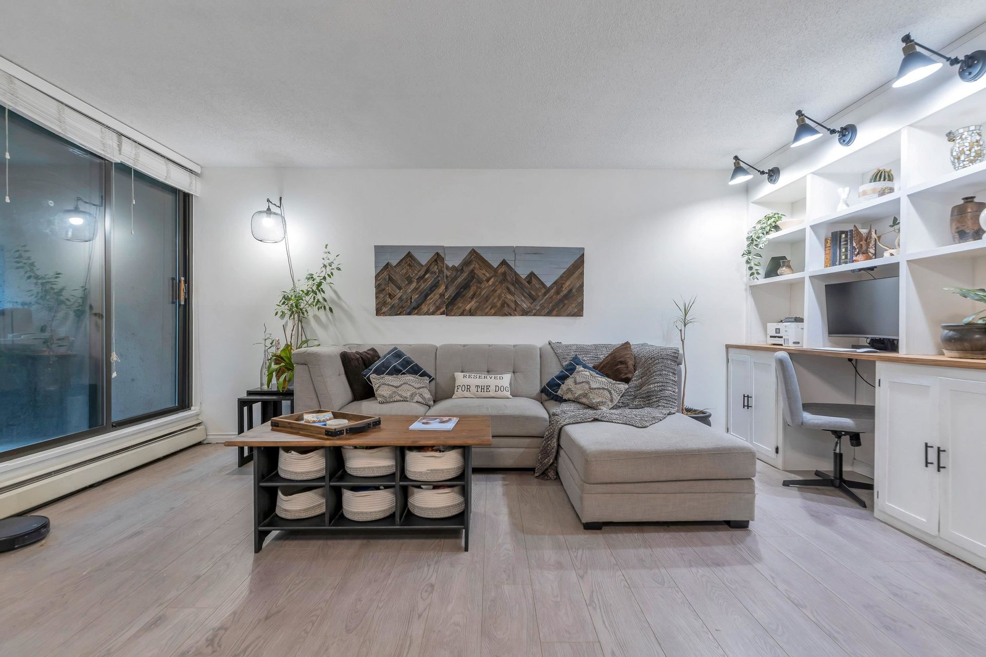 501 - 3771 Bartlett Court, Sullivan Heights, Burnaby North 